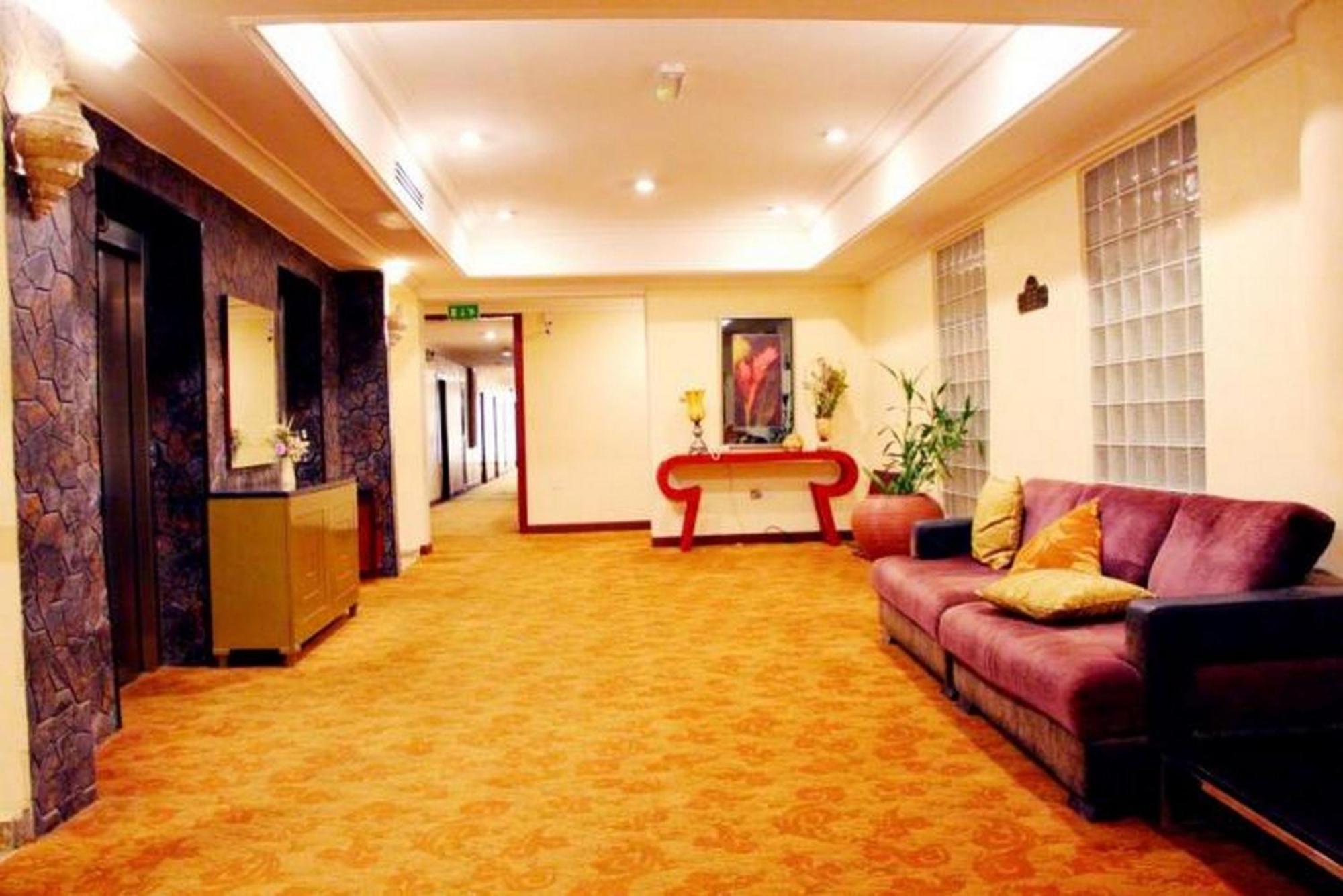 Room In Lodge - The Chelsea Hotel Abuja Kültér fotó